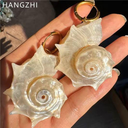 HangZhi White Asymmetrical Natural Conch Pendant Hoop Earring Stainless Steel Waterproof Summer Beach Exaggerated Jewelry